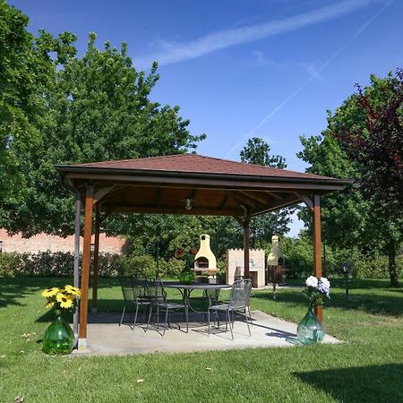 Agriturismo Il Brugnolo สกานดิอาโน ภายนอก รูปภาพ