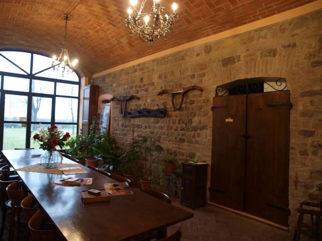 Agriturismo Il Brugnolo สกานดิอาโน ภายนอก รูปภาพ